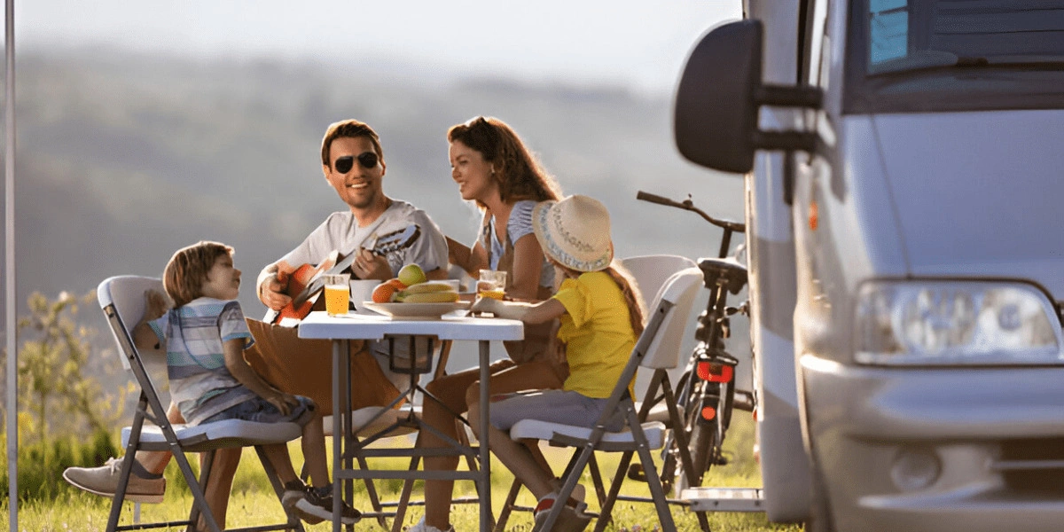 6 Reasons To Travel Using Family Camper Van Rental in Japan
